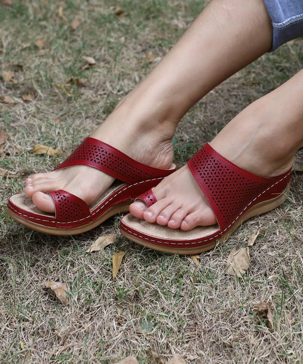 Coupon ๐ฅ RXFSP Red Asymmetrical Toe-Strap Slide - ๐ฉ Women ๐คฉ 6 Coupon ๐ฅ RXFSP Red Asymmetrical Toe-Strap Slide - ๐ฉ Women ๐คฉ - Image 4