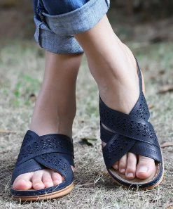 Top 10 👍 RXFSP Navy Floral Criss-Cross 🩴 Sandal - 👩 Women 🛒